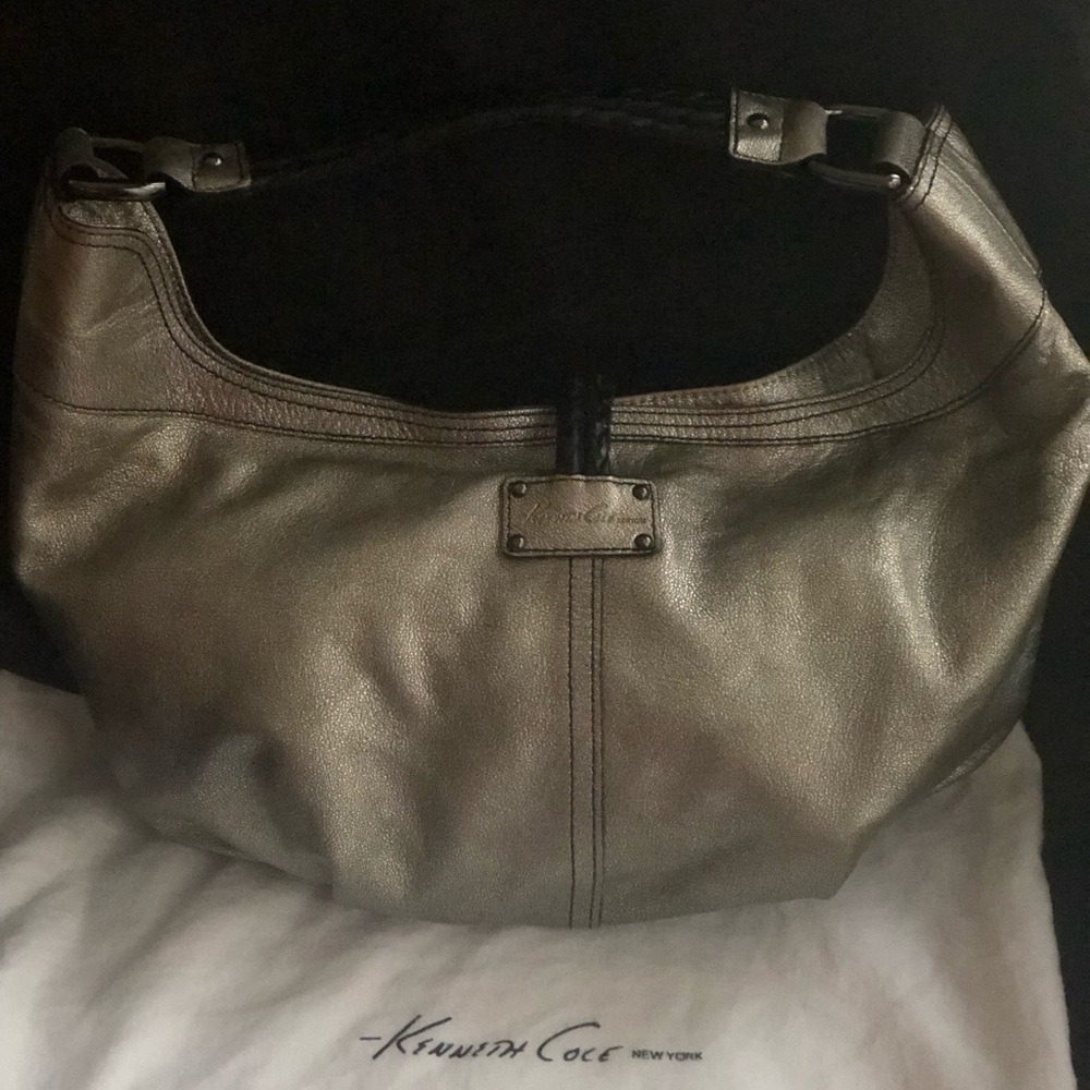 Kenneth Cole Hobo style Handbag w/ dust bag